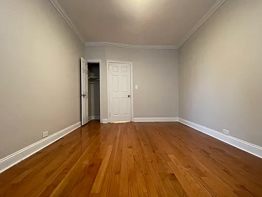 Rented by Hillel Realty Group | media 10