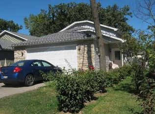 212 W Park Rd, Round Lake, IL 60073