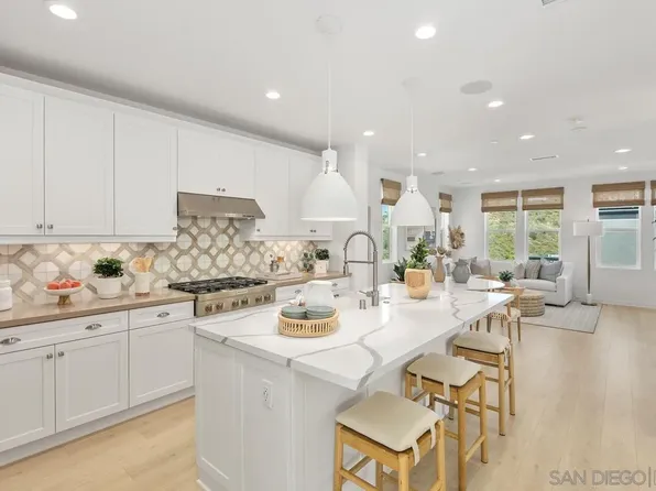 11056 Solstice Way, San Diego, CA 92126