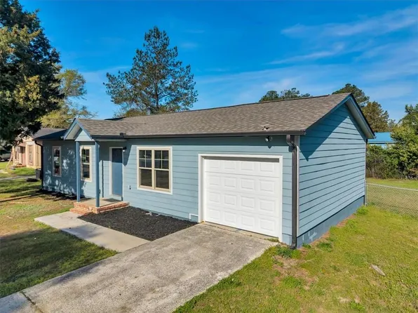 3330 E Royal Ct, Macon, GA 31217