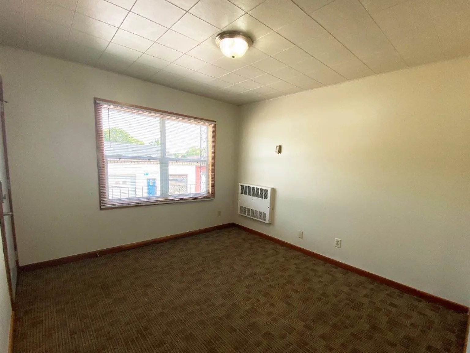 Main Street Apartements. — Photo 2