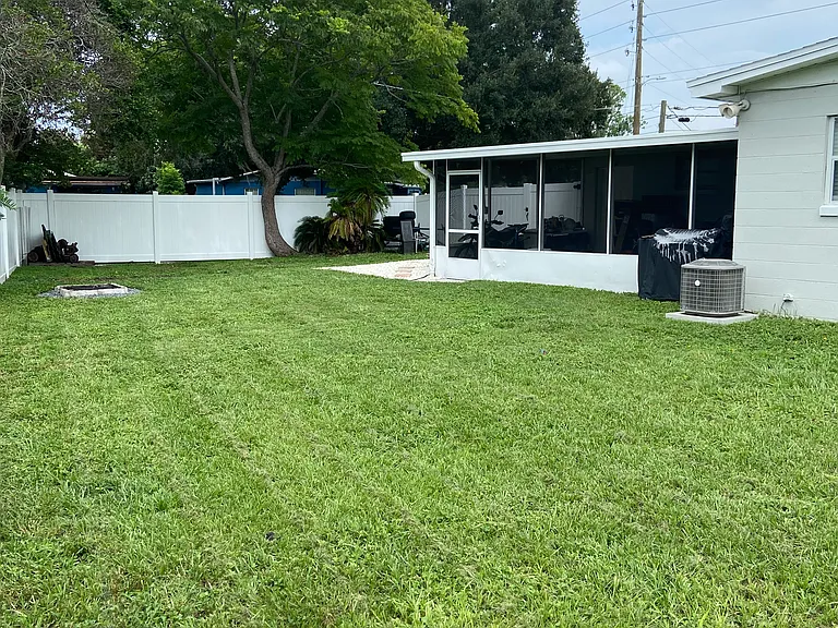 2814 Bonneville Dr #1 — Photo 10