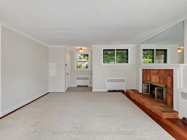 1171 Shillington Ave — Photo 8