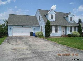 2940 Monticello Pl, York, PA 17408
