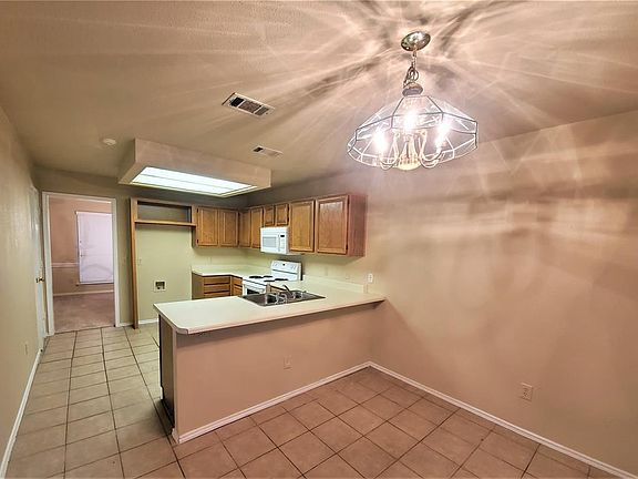 5th image of 1322 Boyd St #F