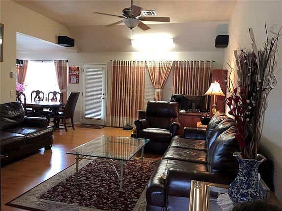3rd image of 13116 Springcreek Ct