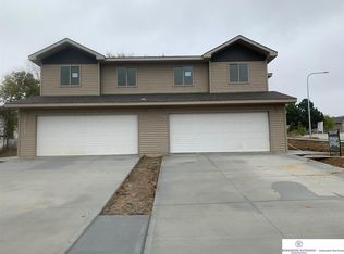 17022 Hawthorne Ave, Omaha, NE 68118