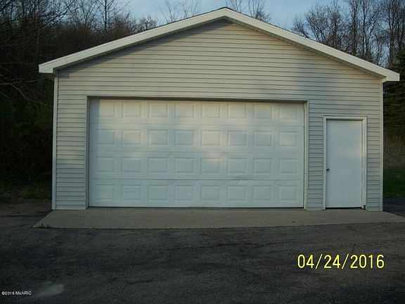 4th image of 3980 Bedaki Ave NE