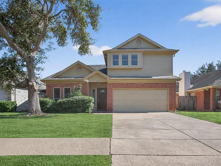 1211 Berrystone Trl — Photo 1