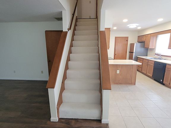 4th image of 222 Elas Ct