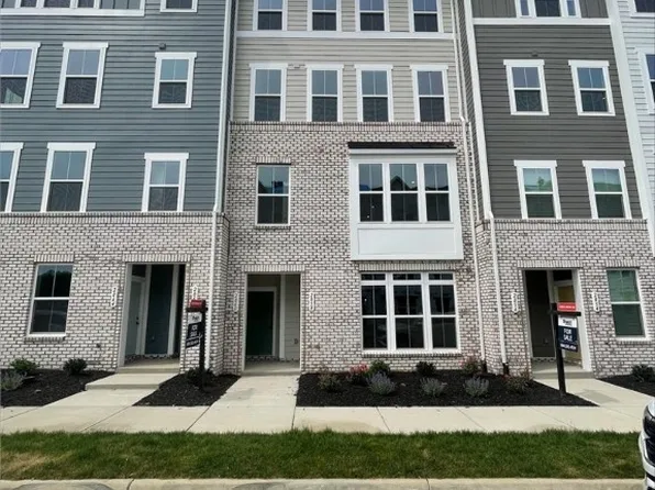 2860 Calgary Dr, Chester, VA 23831