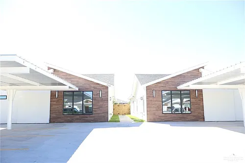 2300 E San Andrea St #3 Photo 1