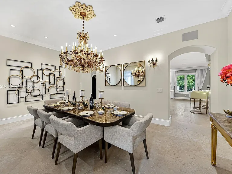 628 Coral Way — Photo 37