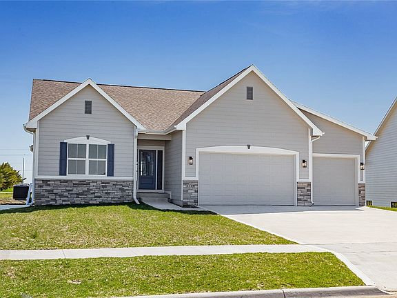 2nd image of 3149 NW 27th Cir