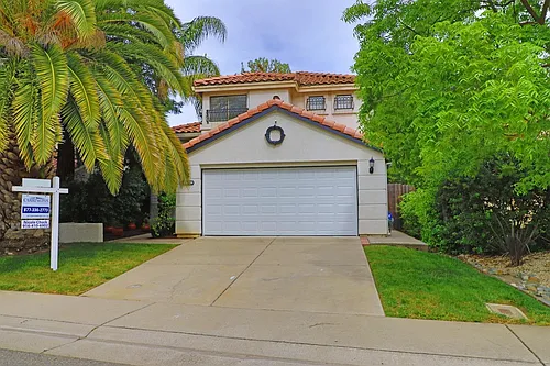 4946 Felicia Way Photo 1