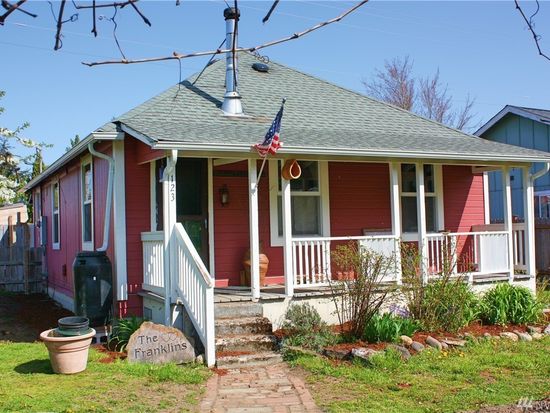 181 Pershing Ave, Carbonado, WA 98323