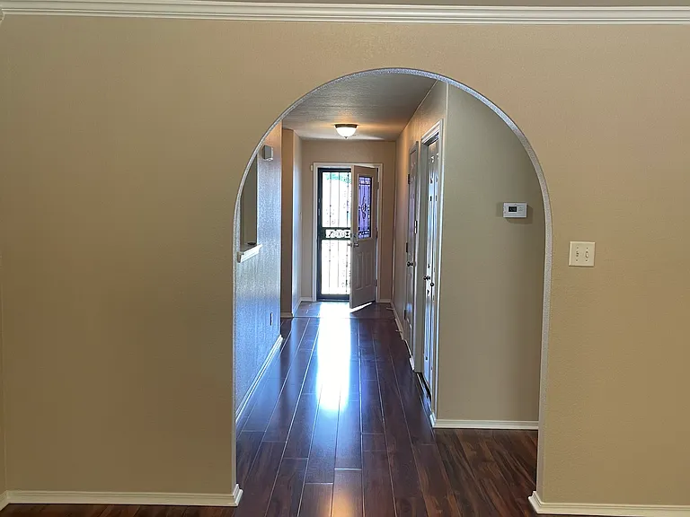 73 Angel Ct — Photo 10