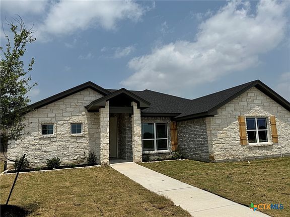 2nd image of 213 Bristlecone Dr