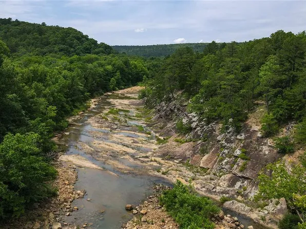 1343 Road, Lequire, OK 74943