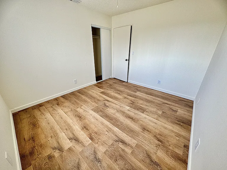 11200 Victory Blvd #9 — Photo 30