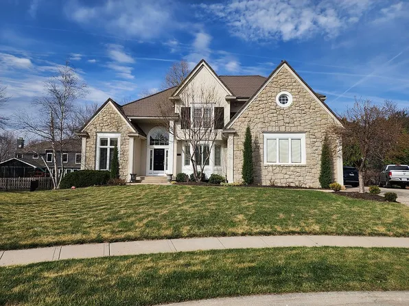 12713 Maple St, Overland Park, KS 66209