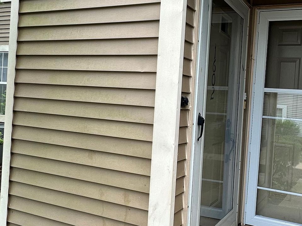 Entrance door
