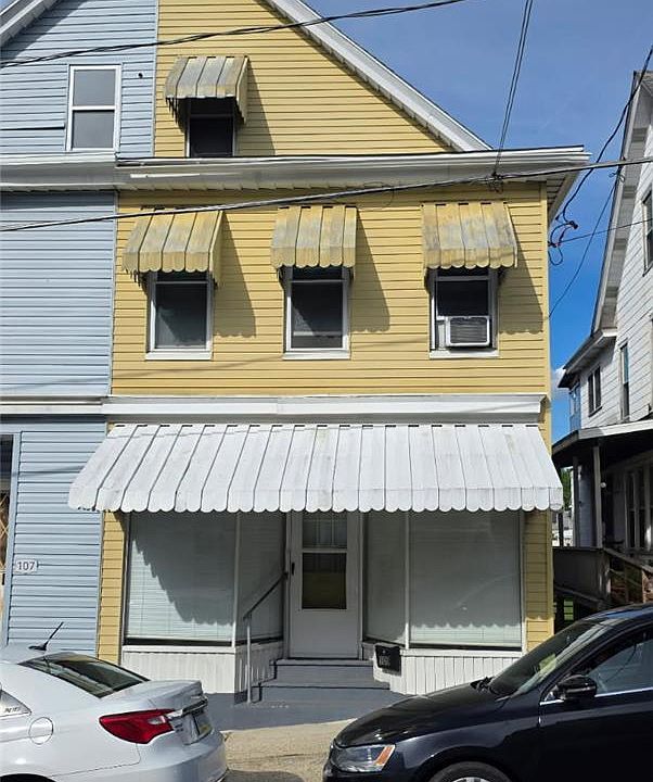 1st image of 109 2nd St
