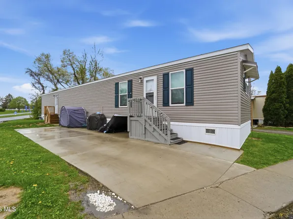 833 Skye View Dr, Findlay, OH 45840