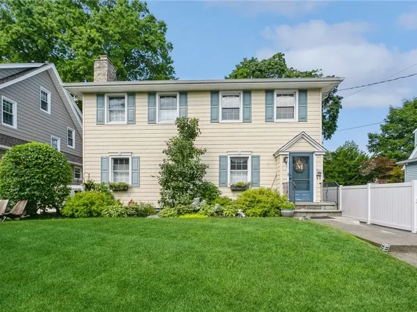 64 Hillside Avenue, New Rochelle, NY 10801