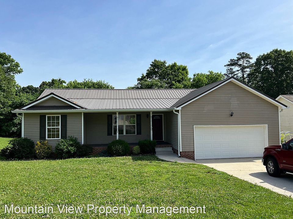 1st image of 1851 Sassafras Ln