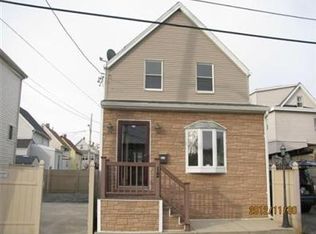 12 Plymouth St, Everett, MA 02149