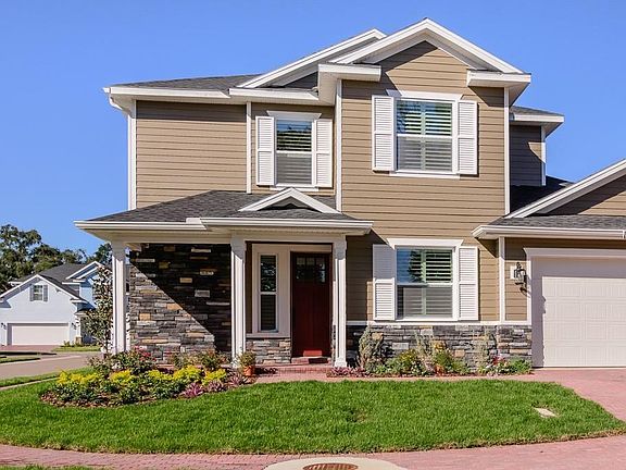 3rd image of 165 Glenn Moor Cir
