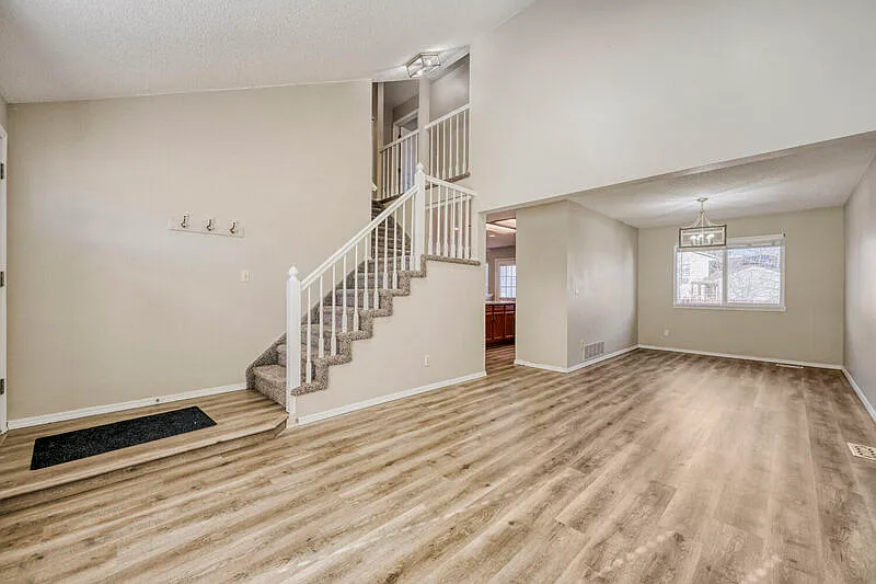 Building Photo - 8420 Ilex Dr