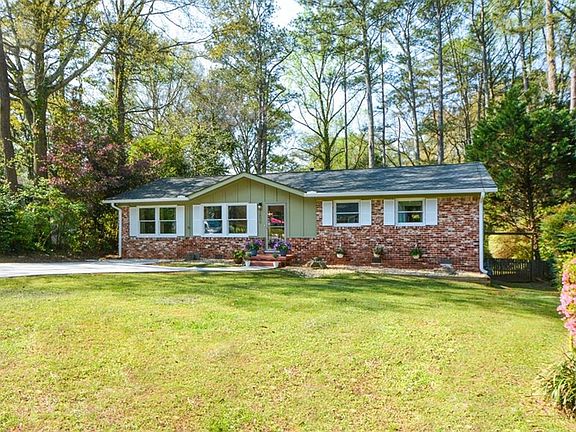 3rd image of 2899 Fantasy Ln