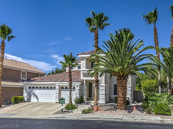 3rd image of 1324 Dream Valley St