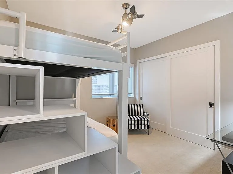 1155 N Gulfstream Ave #1107 — Photo 38
