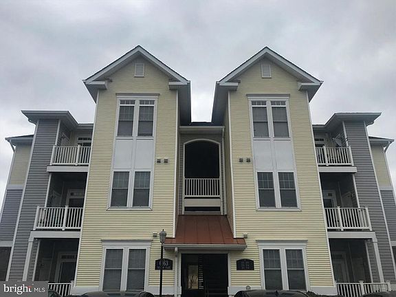 2nd image of 6163 Willow Pl APT 204