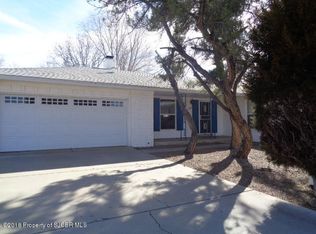 3602 N Melrose Dr, Farmington, NM 87401