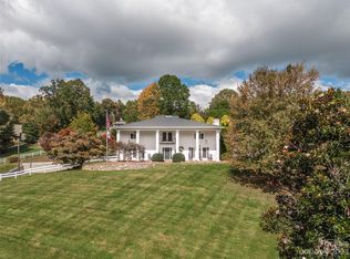 409 Rickel Dr, Hendersonville, NC 28739