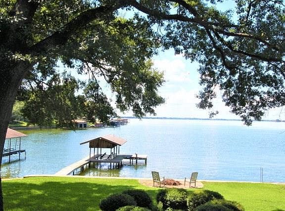 3rd image of 57 Shoreline Dr