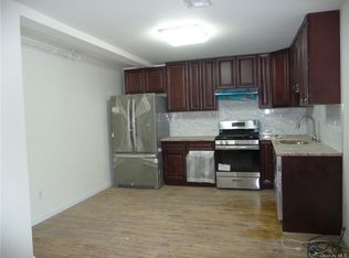 30 North St, Middletown, NY 10940