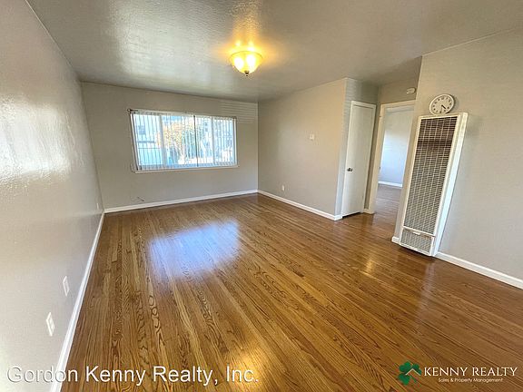 2nd image of 318 Chapman Ave