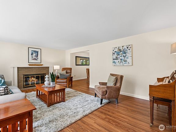 5th image of 15240 SE 49th Street