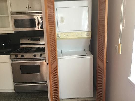4th image of 2378 E 14th St
