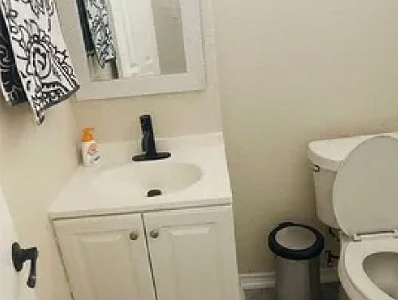 4th image of 503 Rasa Dr
