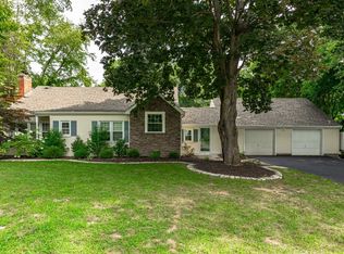 33 Hillis Ter, Poughkeepsie, NY 12603