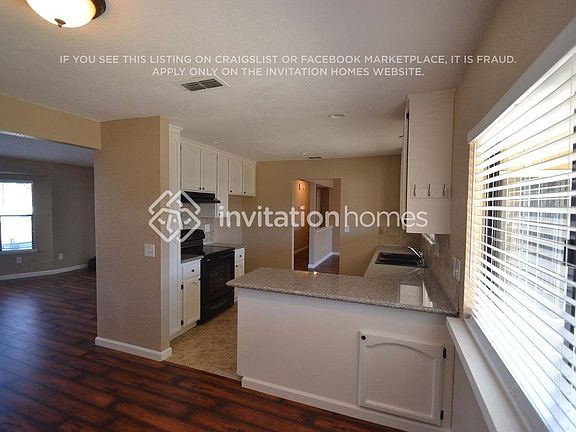 3rd image of 7337 Holworthy Way