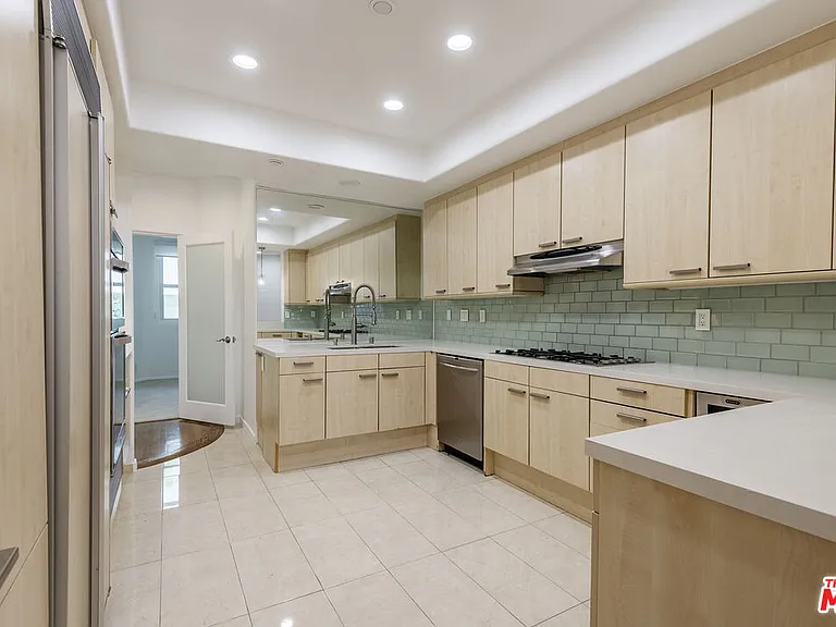 15425 Antioch St #202 — Photo 12
