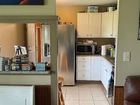 4th image of 2143 Rosewood Dr
