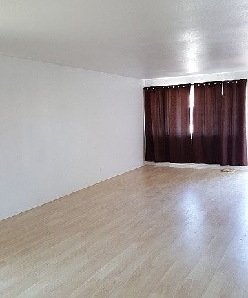 4th image of 13666 Carfax Ave